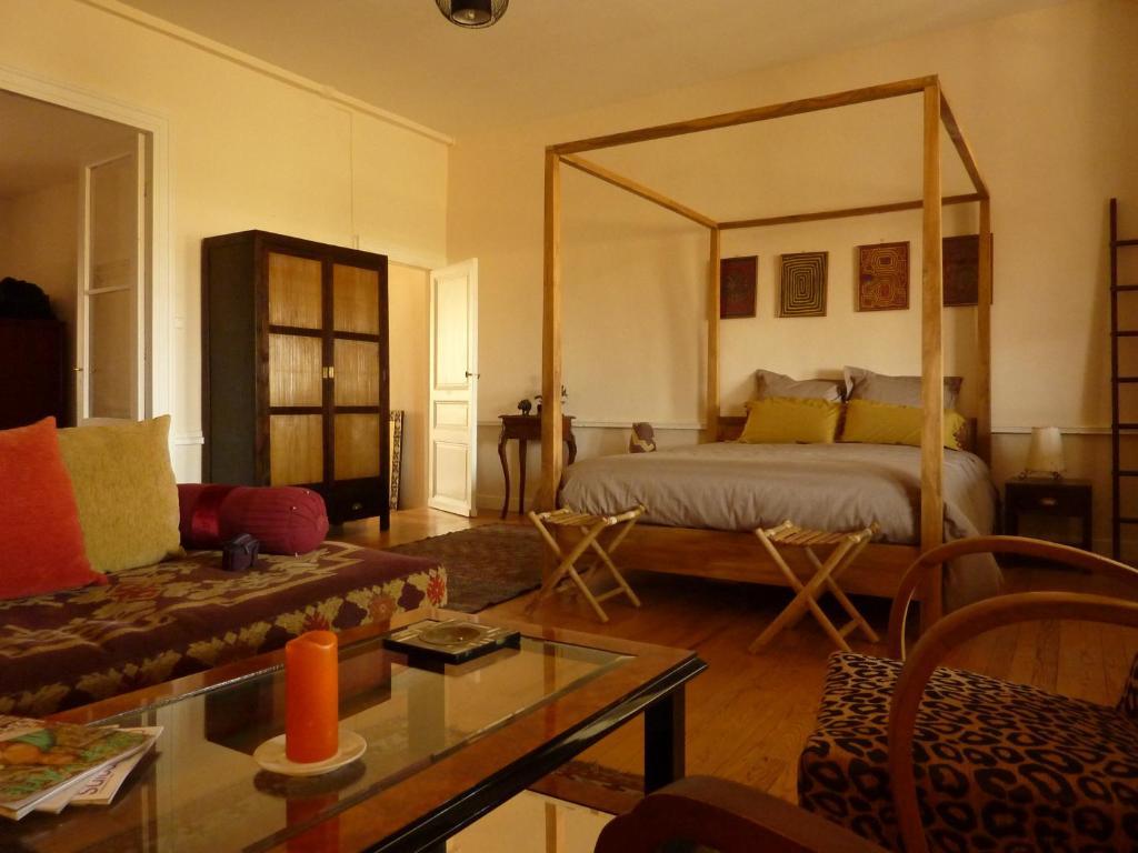 Le Dormeur Du Val Bed & Breakfast Le Mas-d'Agenais Bilik gambar
